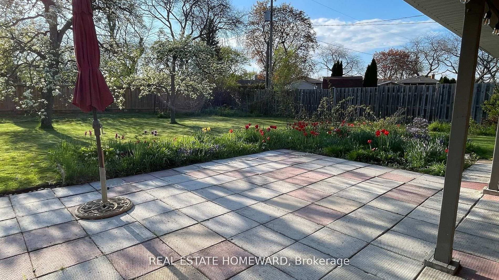 33 Strathcona Drive • St. Catharines, ON photo 36