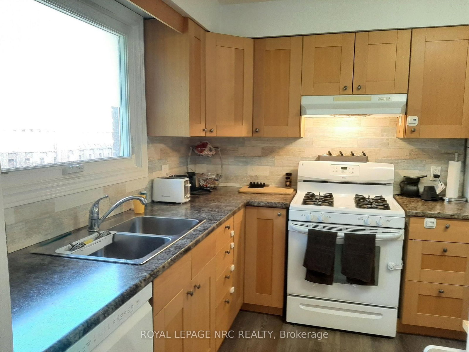 7345 Mountjoy Court • Niagara Falls, ON photo 13