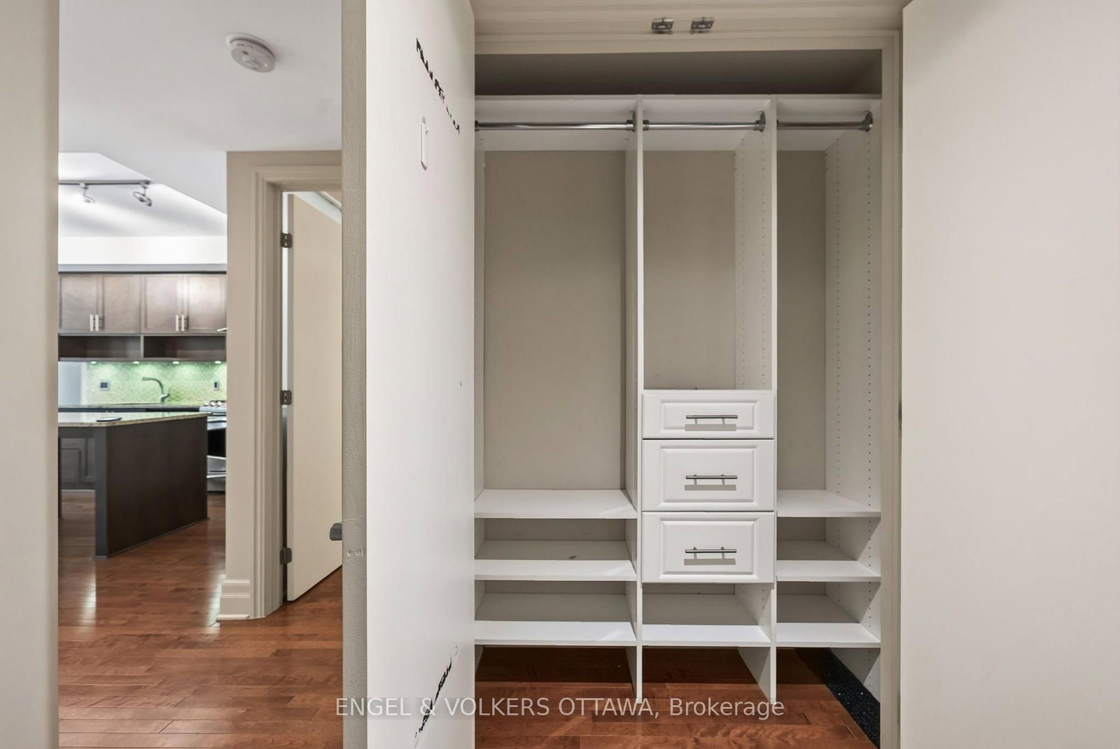 808 Bronson Avenue • #209 • Ottawa, ON photo 4