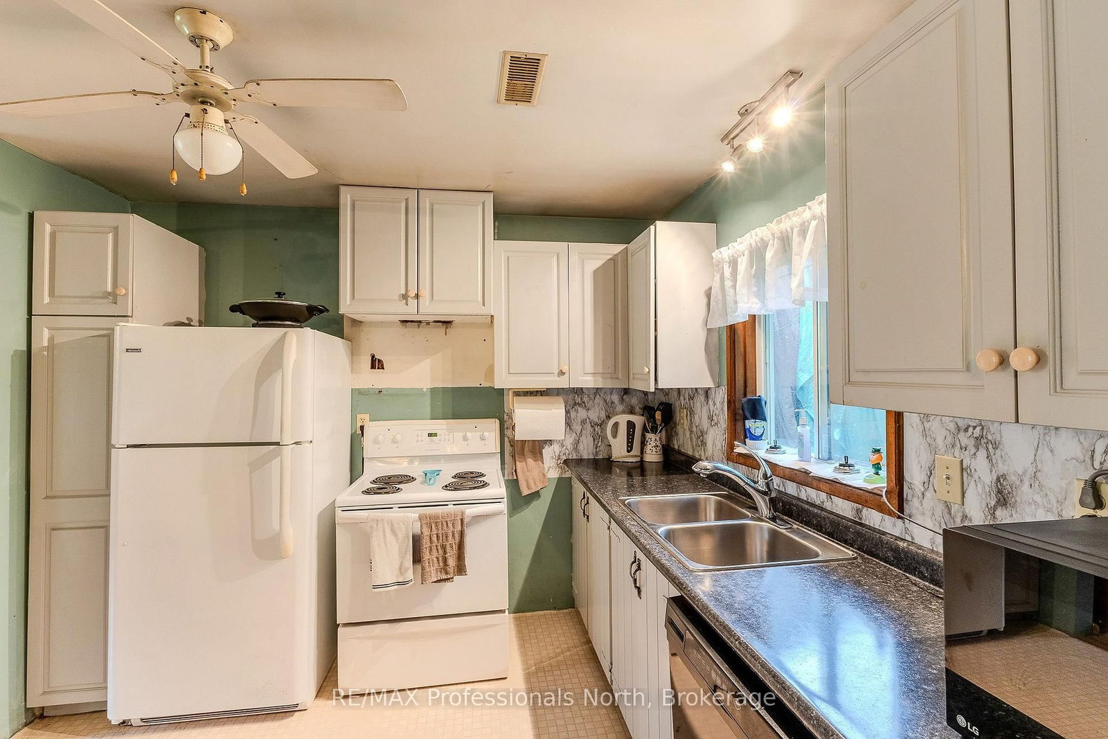 3120 Gelert Road • Minden Hills, ON photo 16