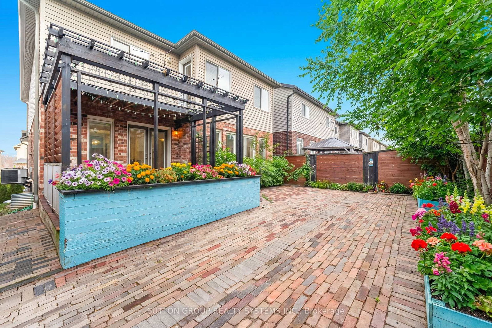 565 Sundew Drive • Waterloo, ON photo 35
