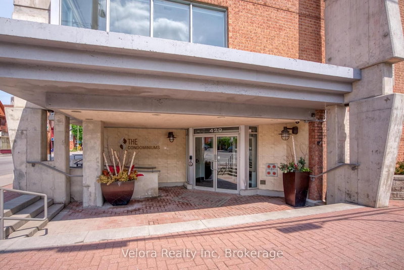 414 - 429 Somerset Street W