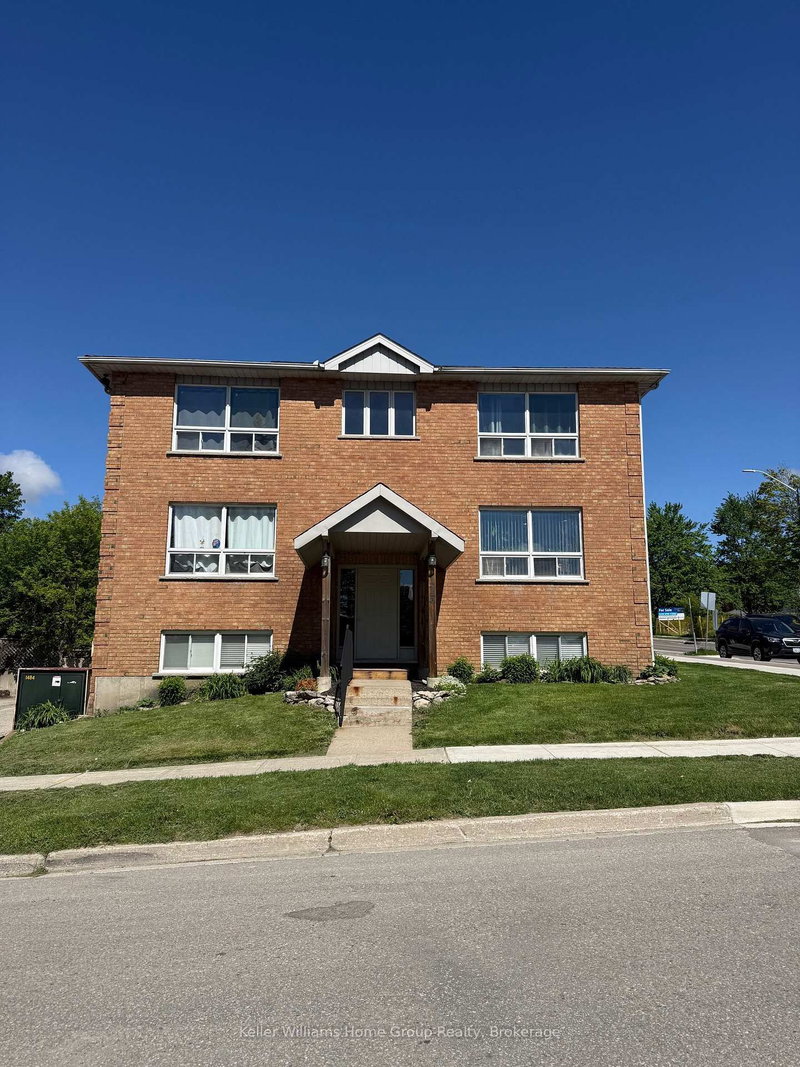 115 St George Street W