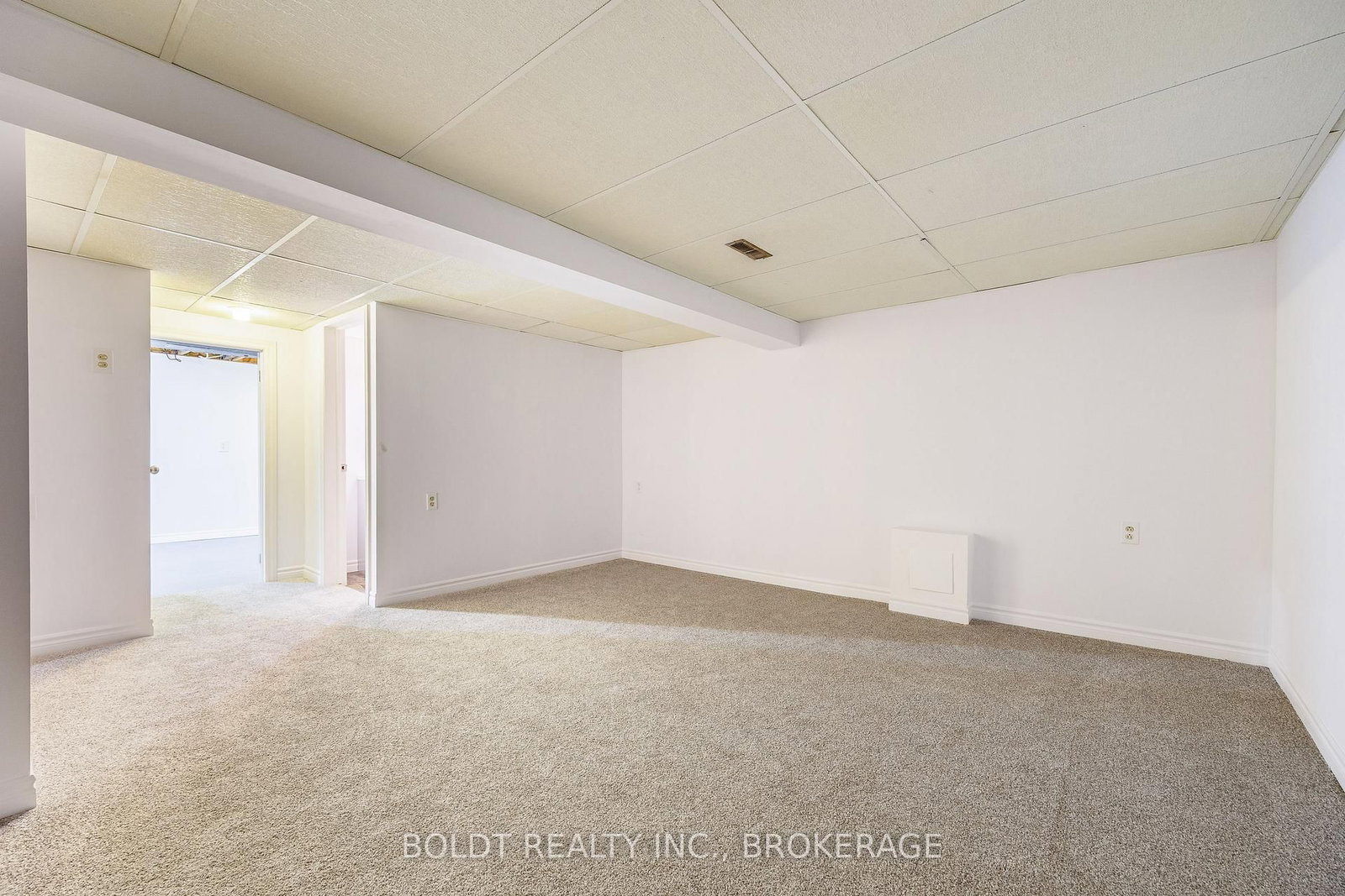 50 Silvan Drive • Welland, ON photo 14