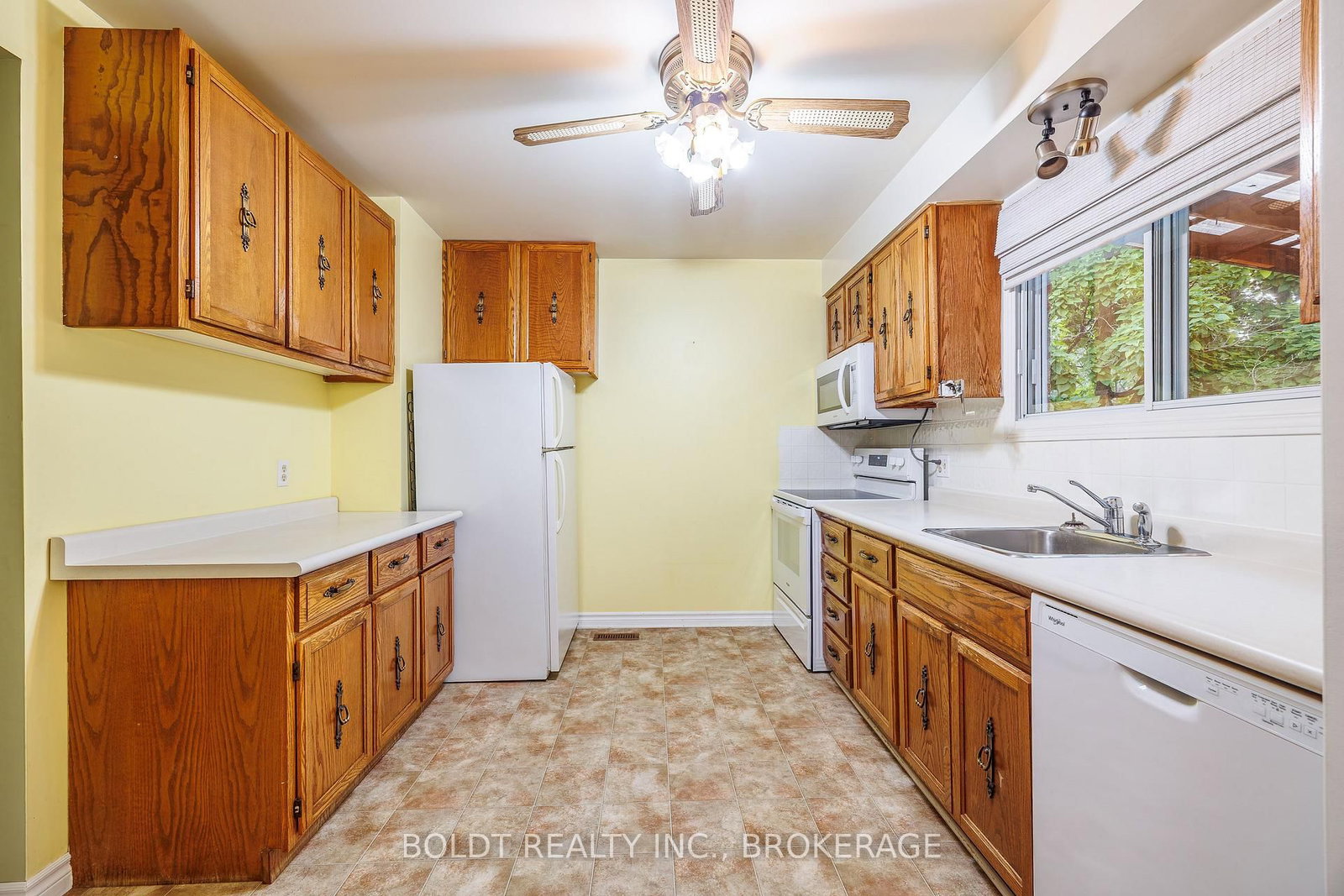 50 Silvan Drive • Welland, ON photo 5