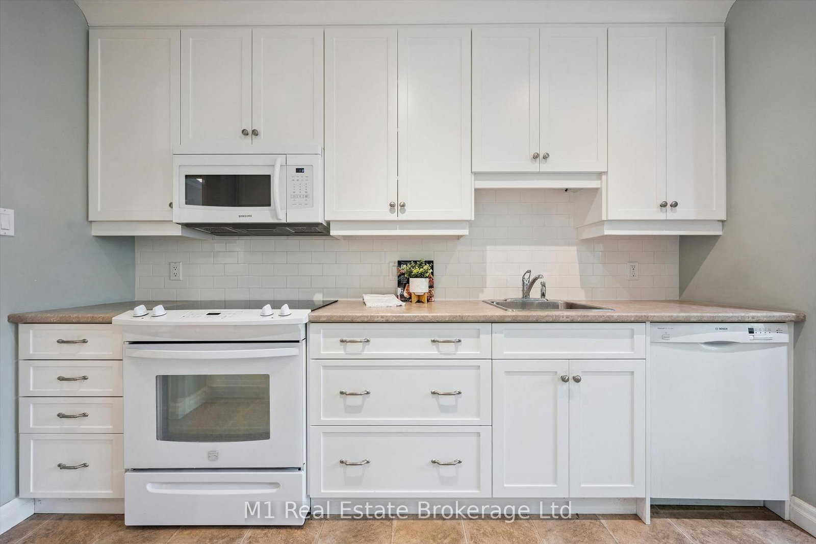 9 Cedar Street • Guelph, ON photo 14