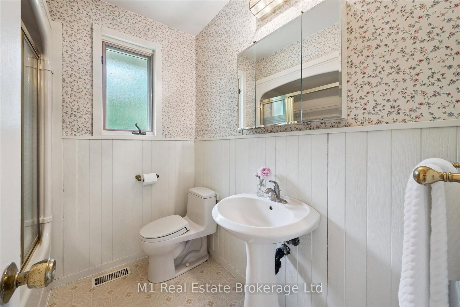 9 Cedar Street • Guelph, ON photo 24