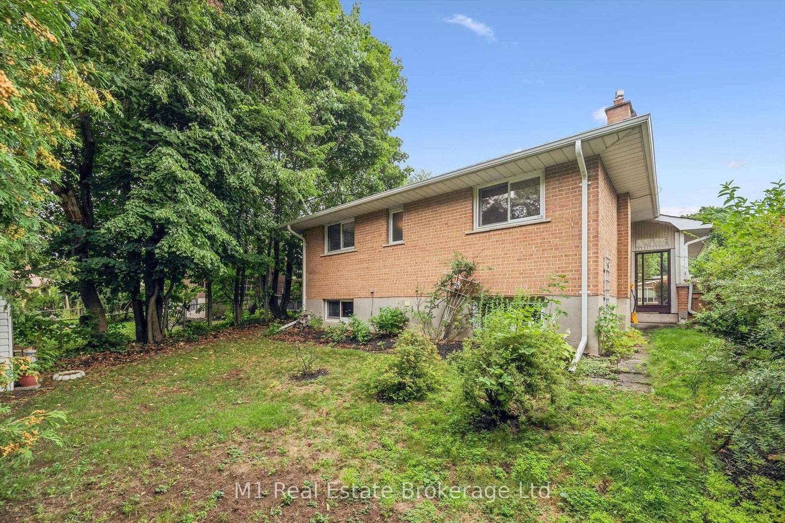 9 Cedar Street • Guelph, ON photo 33
