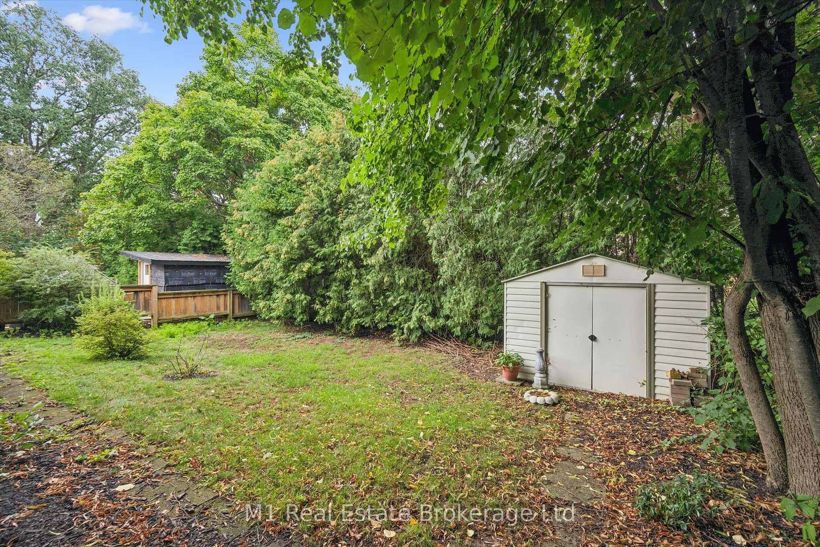 9 Cedar Street • Guelph, ON photo 38