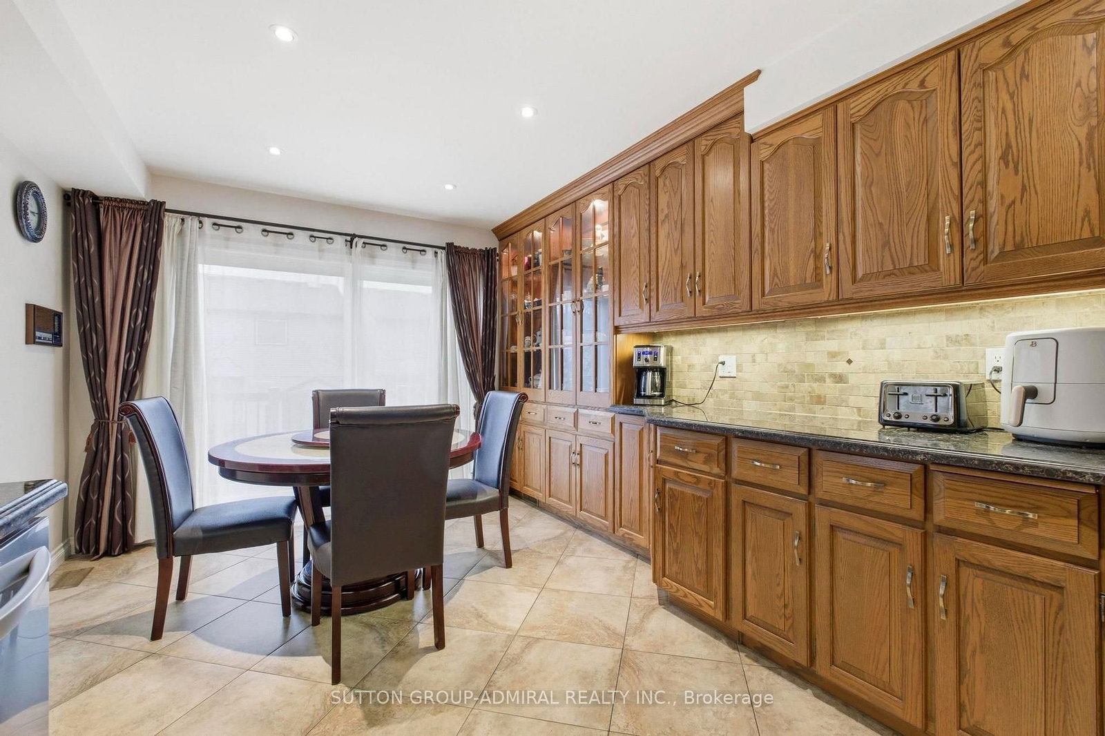 47 Sandy Drive • Hamilton, ON photo 16