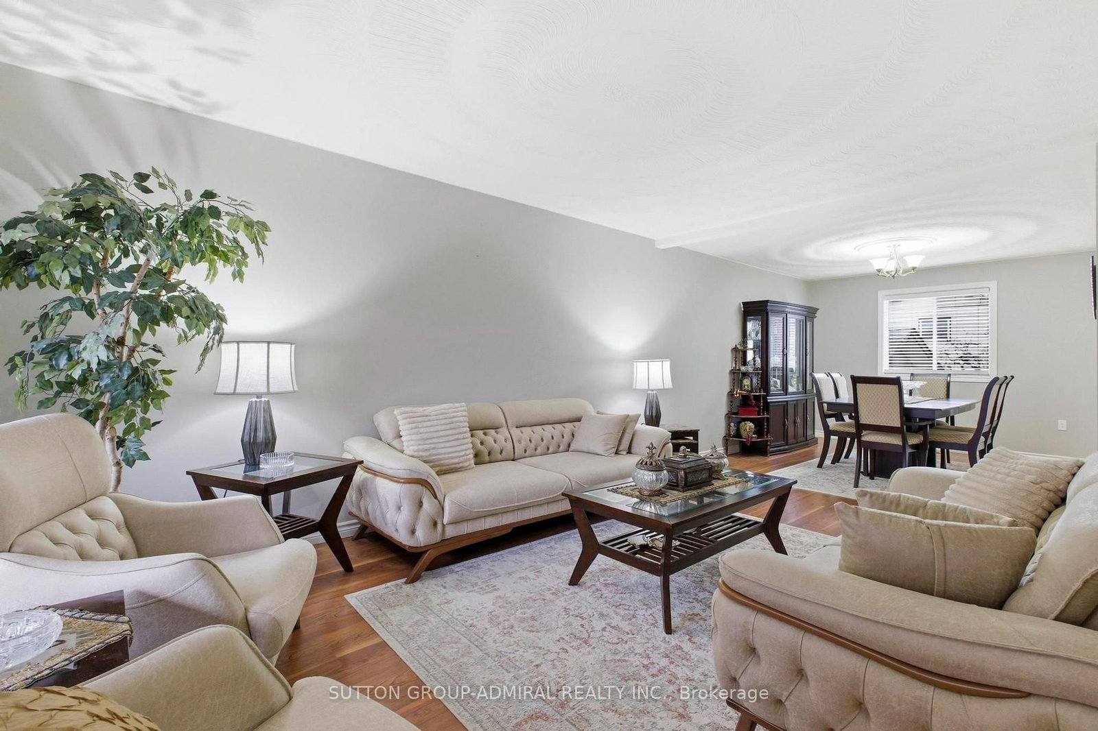 47 Sandy Drive • Hamilton, ON photo 8