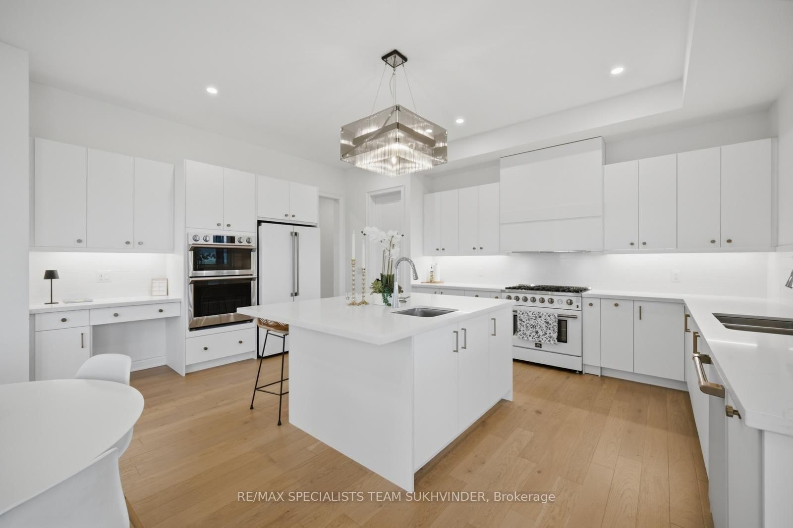 22 Ewing Way • Amaranth, ON photo 10