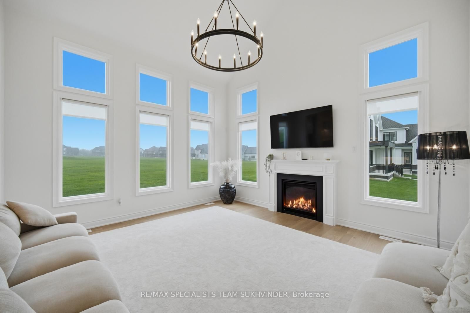 22 Ewing Way • Amaranth, ON photo 19