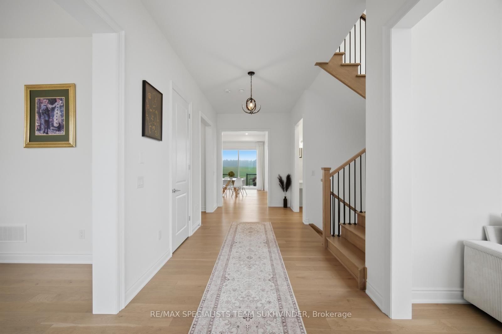 22 Ewing Way • Amaranth, ON photo 6