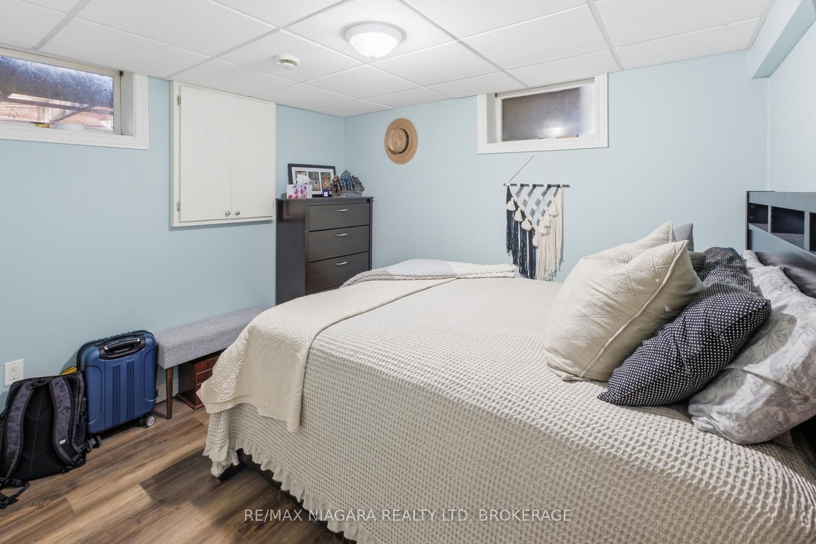 1042 Lakeshore Road W • St. Catharines, ON photo 24