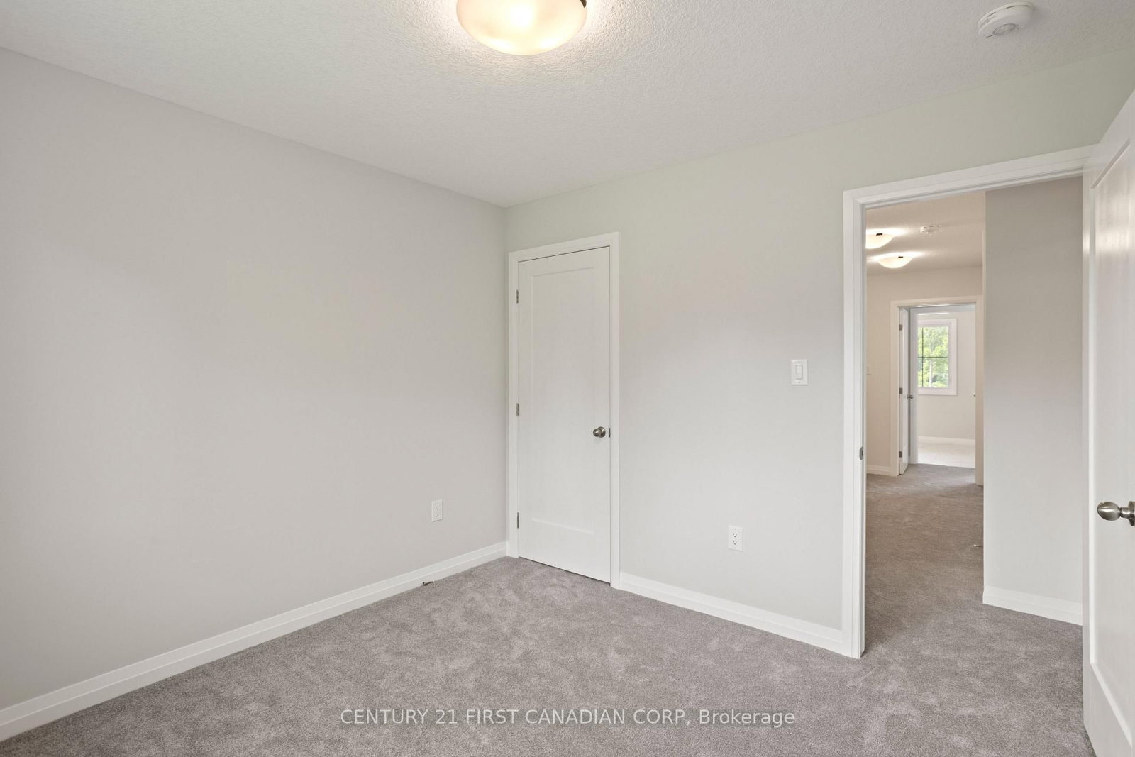 6882 HEATHWOODS Avenue • London South, ON photo 20