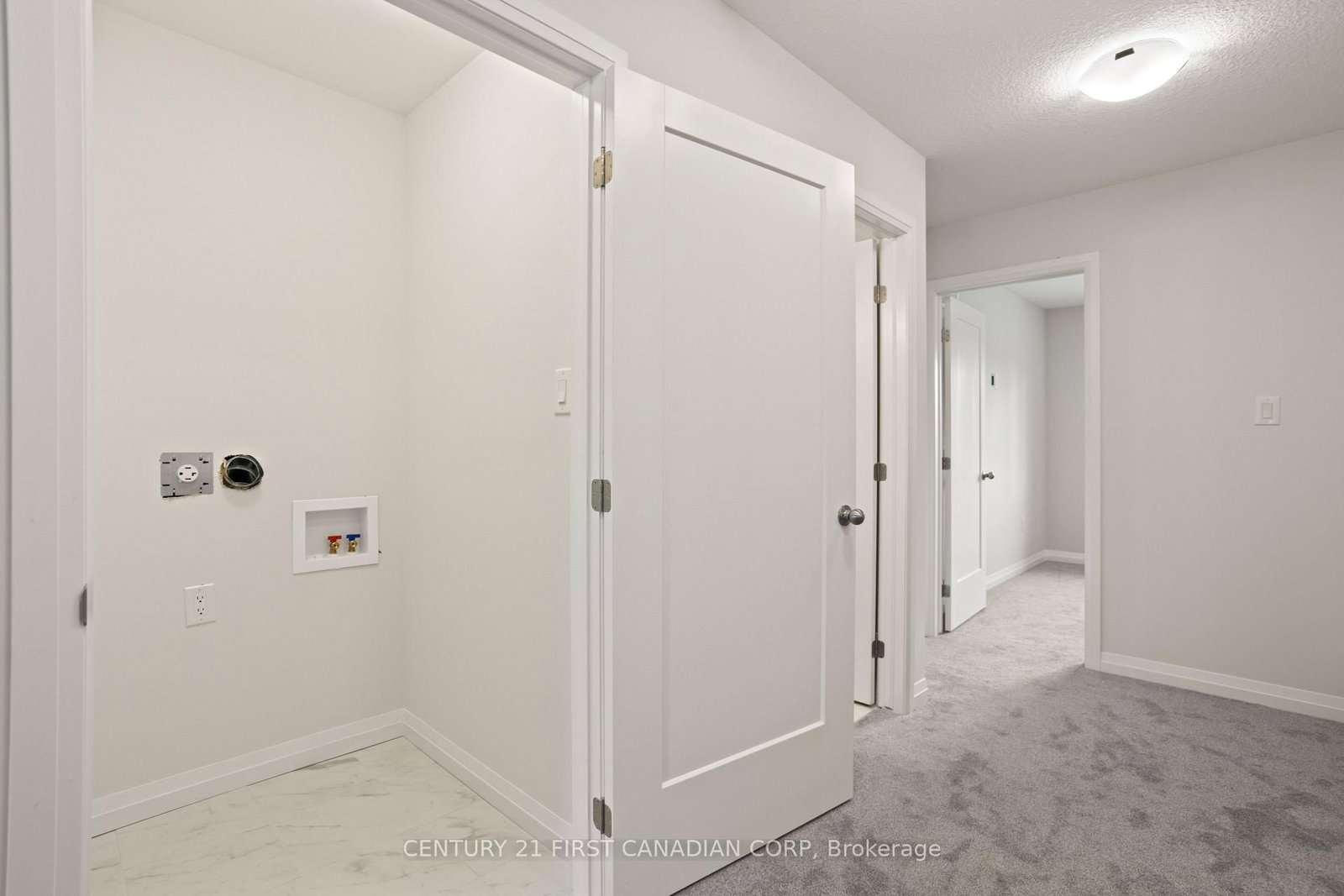 6882 HEATHWOODS Avenue • London South, ON photo 25