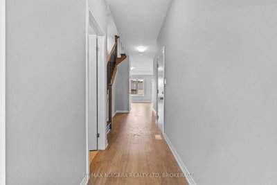 218 Wellandvale Road • Welland, ON photo 4