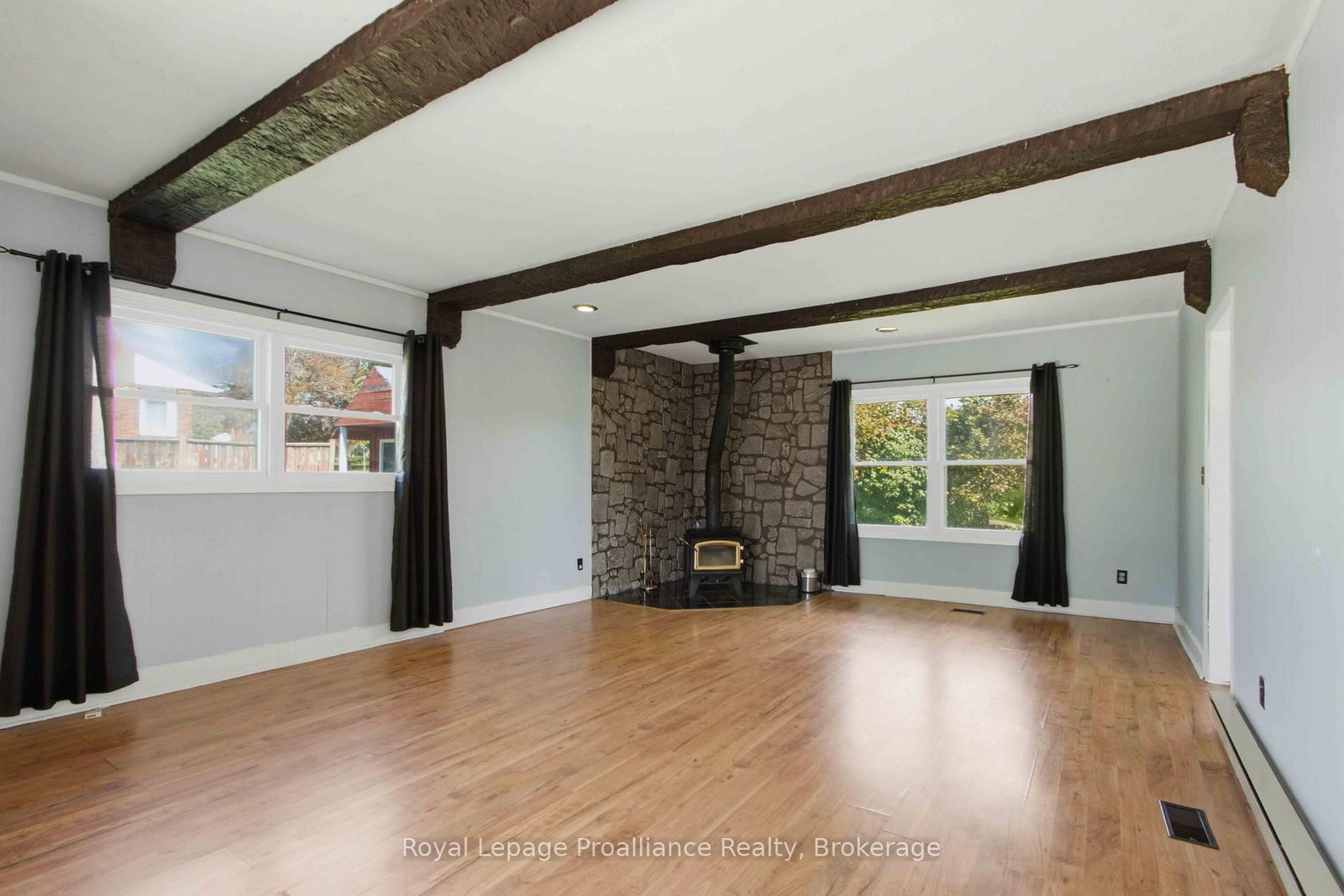 302 King Street • Quinte West, ON photo 13