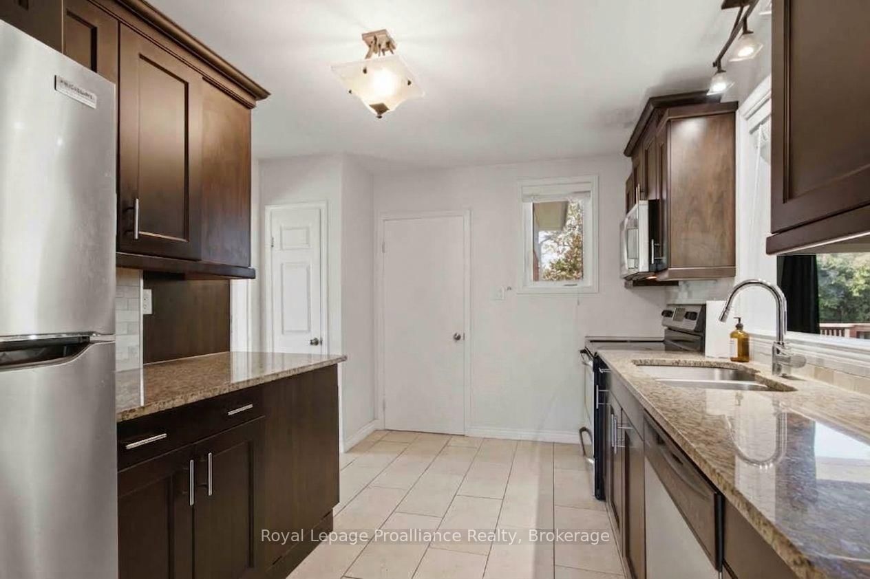 302 King Street • Quinte West, ON photo 15