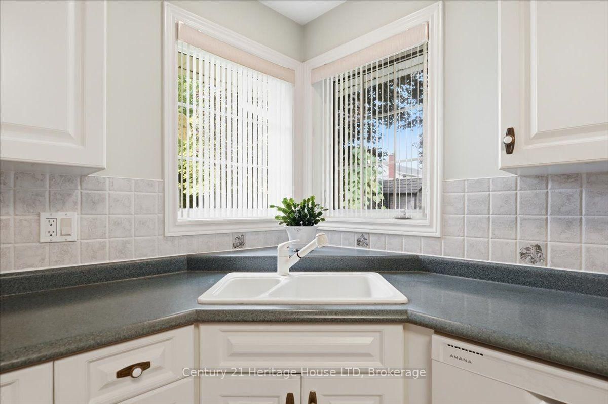 17 Oakridge Boulevard • Pelham, ON photo 15