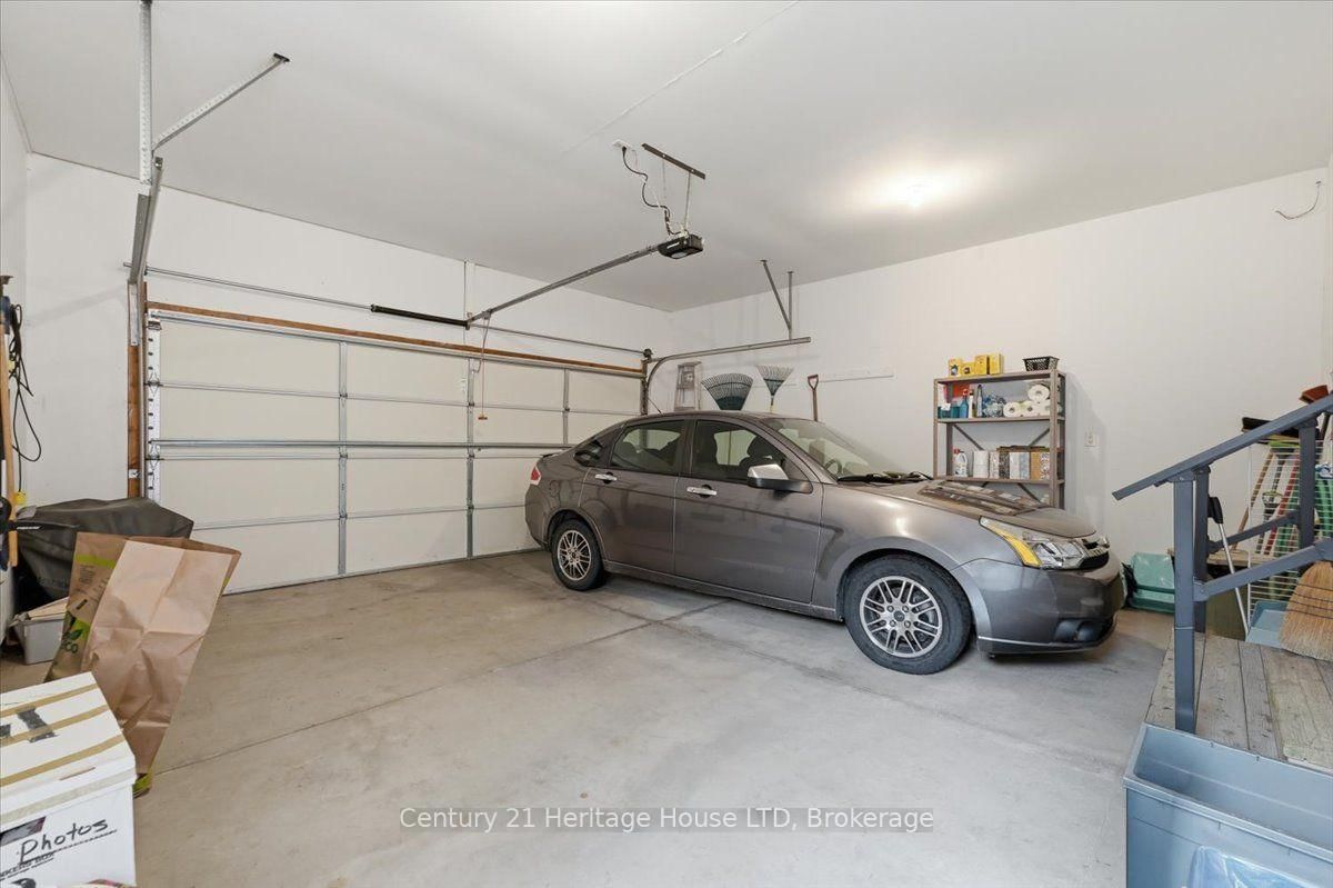 17 Oakridge Boulevard • Pelham, ON photo 28