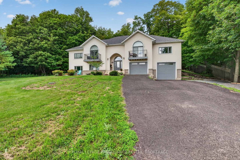 27 Collins Drive