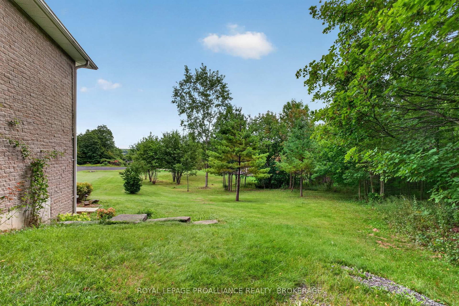 27 Collins Drive • Inverary, ON photo 37