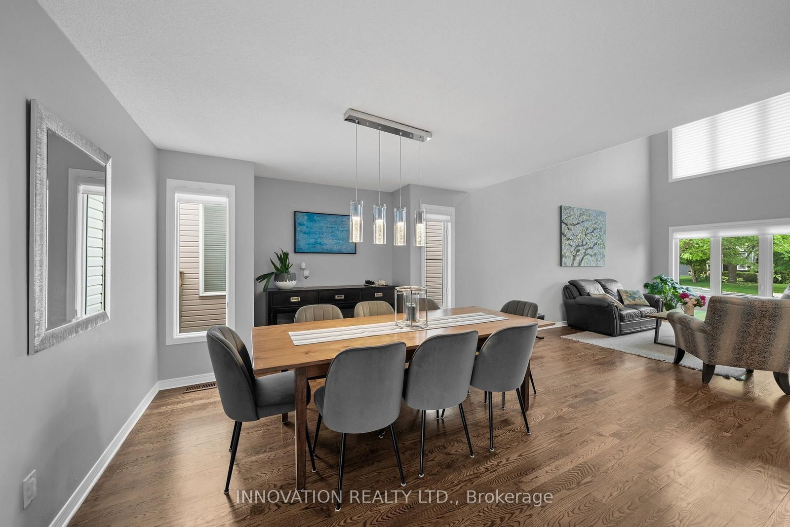 11 Bracewood Way • Ottawa, ON photo 5