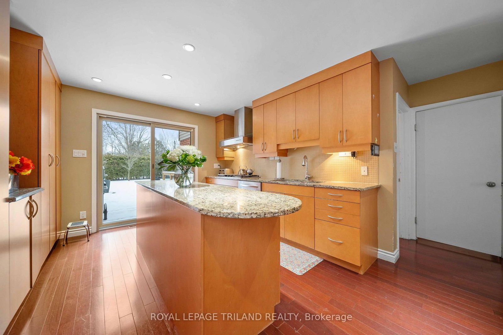 1104 The Parkway • London East, ON photo 10