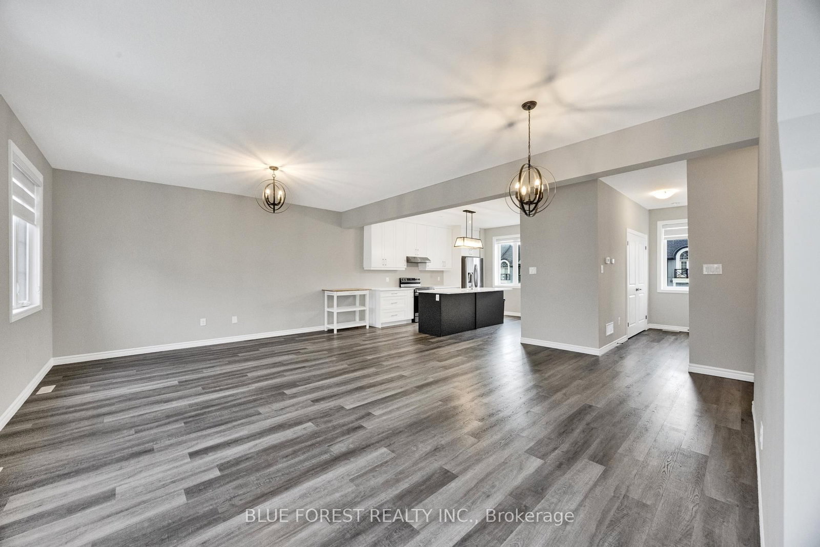 2525 Meadowlands Way • #33 • London North, ON photo 30