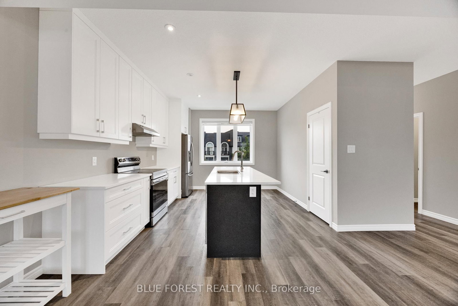2525 Meadowlands Way • #33 • London North, ON photo 31