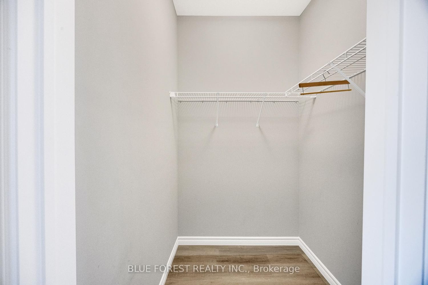 2525 Meadowlands Way • #33 • London North, ON photo 36