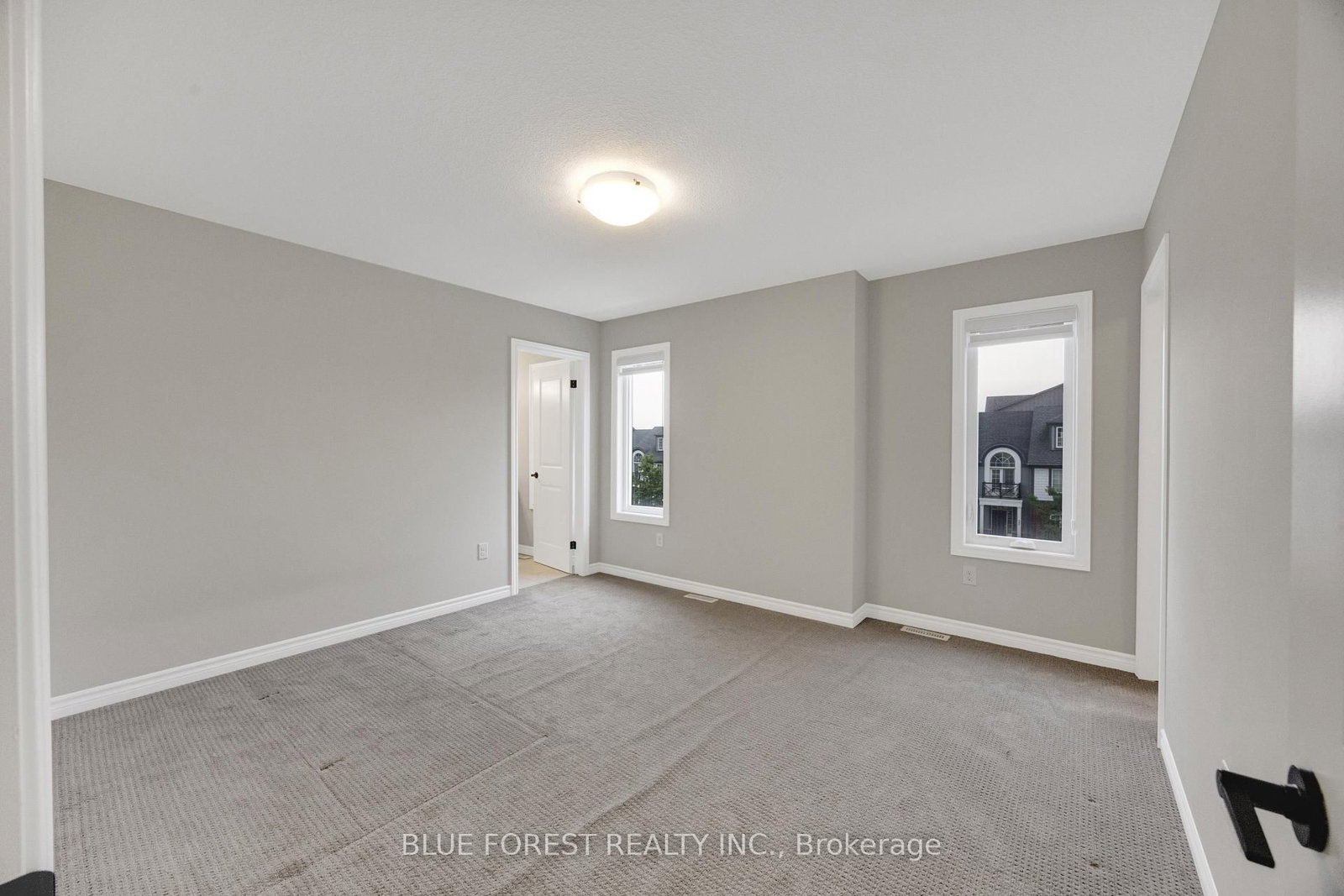 2525 Meadowlands Way • #33 • London North, ON photo 42