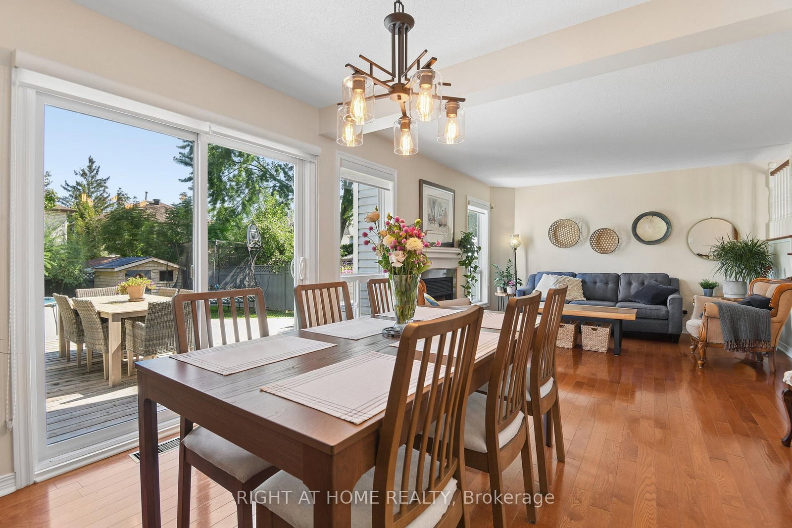 1777 Tache Way • Ottawa, ON photo 10