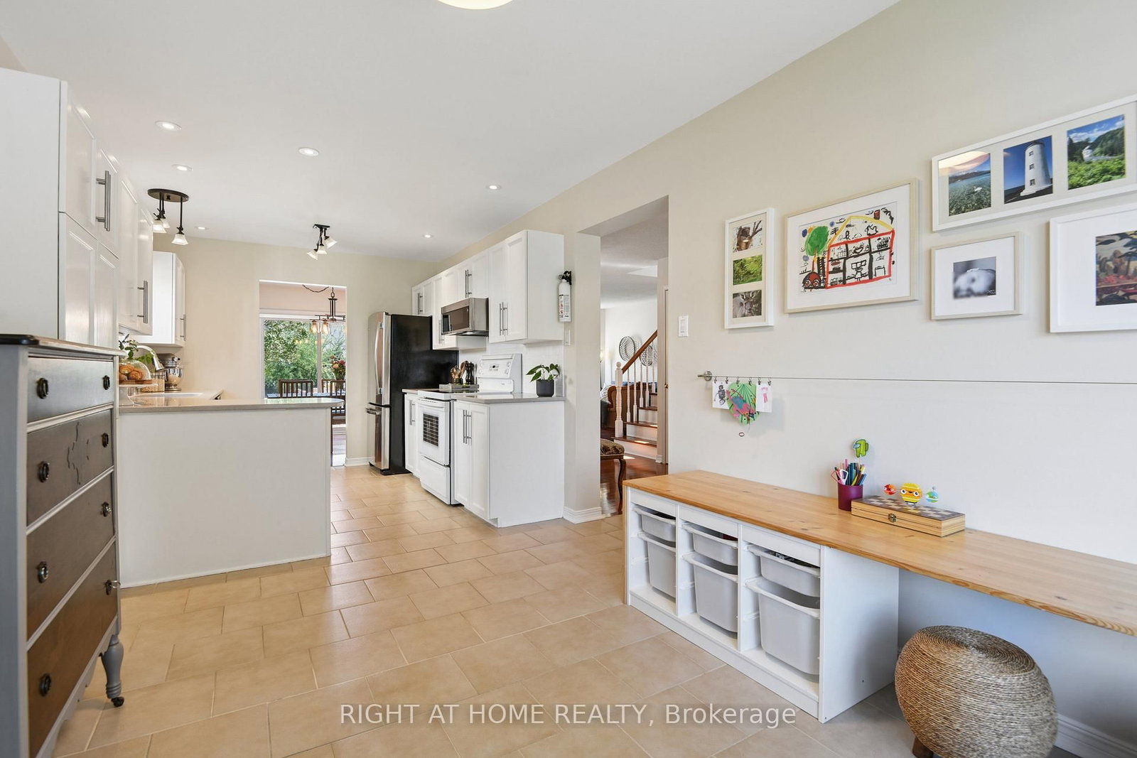 1777 Tache Way • Ottawa, ON photo 16
