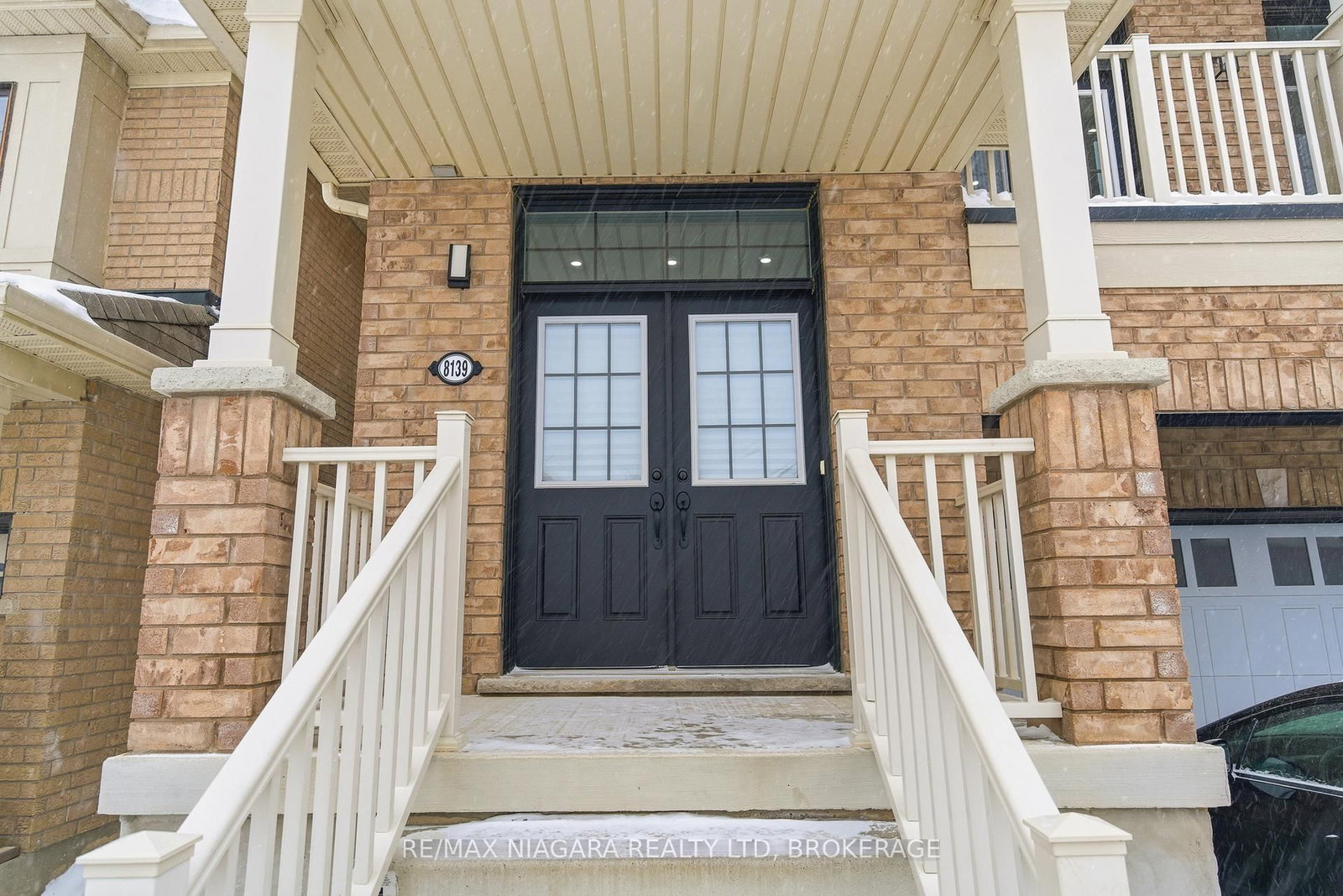8139 Buckeye Crescent, Niagara Falls 2