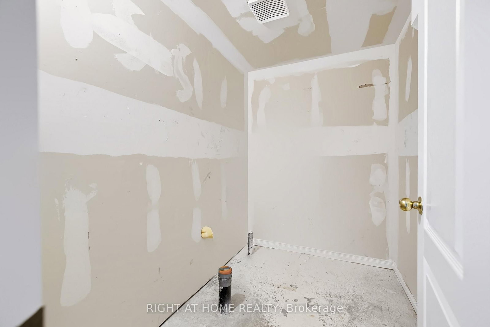 105 Crampton Drive • Carleton Place, ON photo 33
