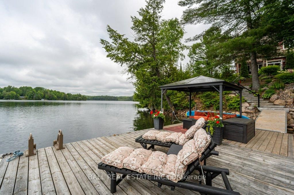 32 Shadowood Lane • North Kawartha, ON photo 5