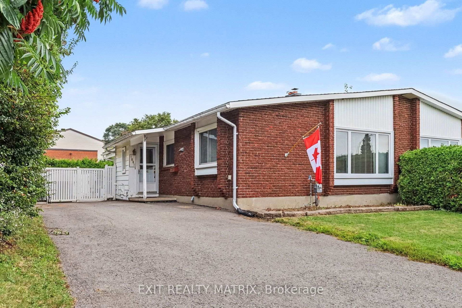1887 Elmridge Drive • Ottawa, ON photo 1