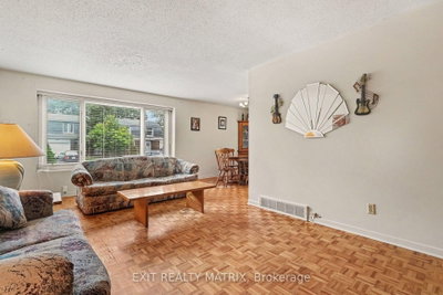 1887 Elmridge Drive • Ottawa, ON photo 5