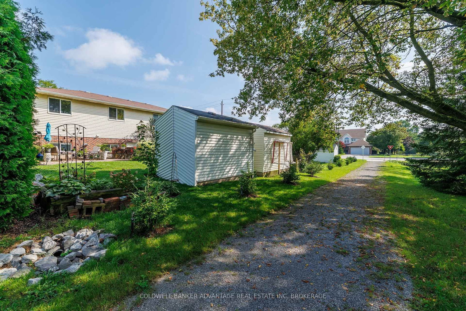 11 Woodland Drive • Welland, ON photo 29