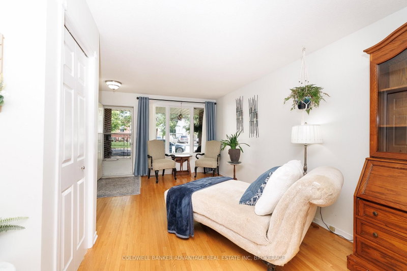 11 Woodland Drive