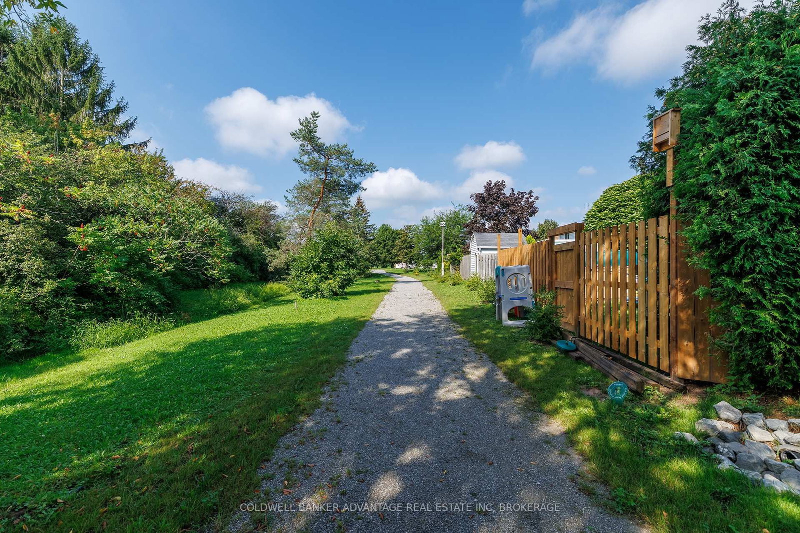 11 Woodland Drive • Welland, ON photo 31