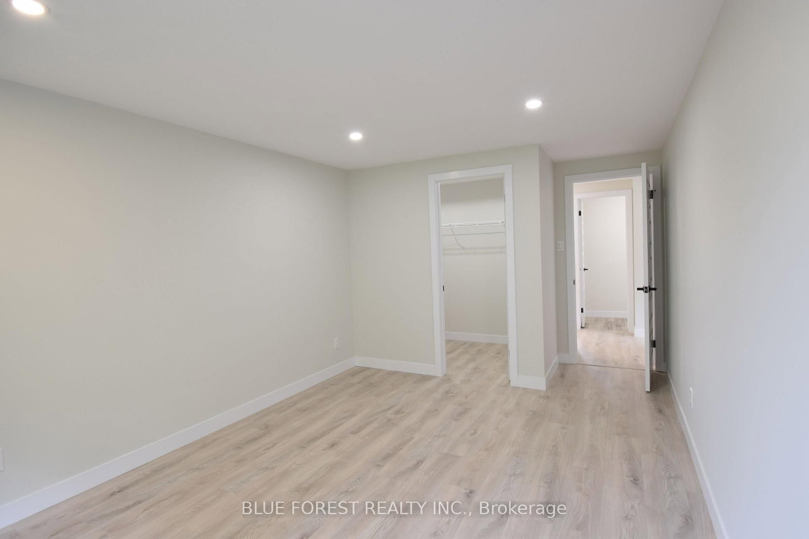1048 Mahogany Road • London North, ON photo 19