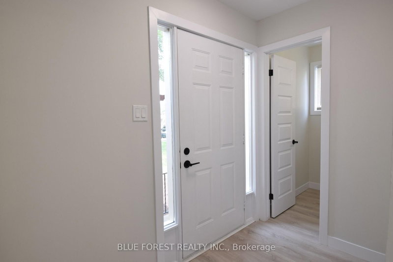 1048 Mahogany Road
