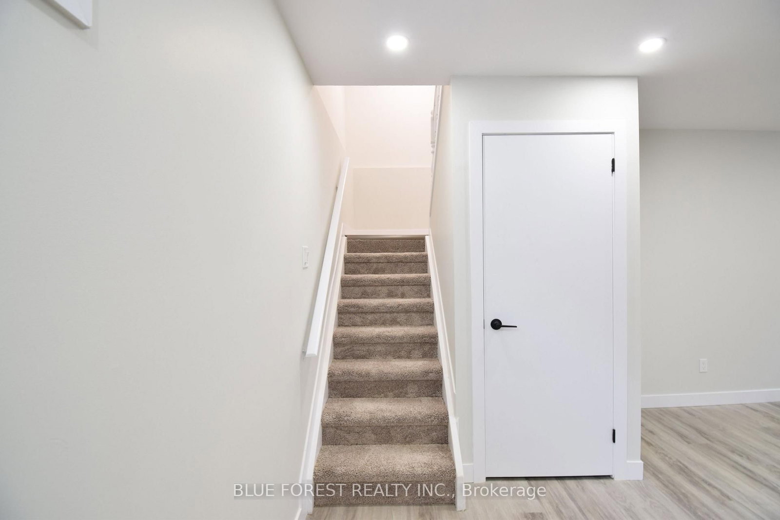 1048 Mahogany Road • London North, ON photo 22