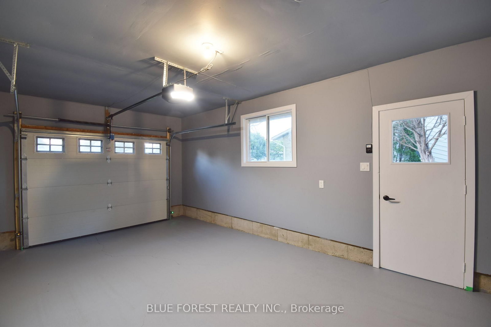 1048 Mahogany Road • London North, ON photo 33