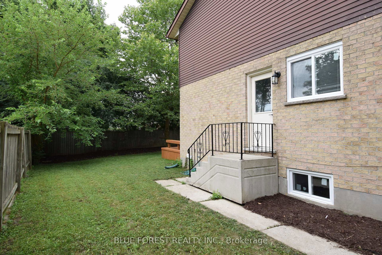 1048 Mahogany Road • London North, ON photo 34