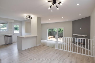 1048 Mahogany Road • London North, ON photo 6